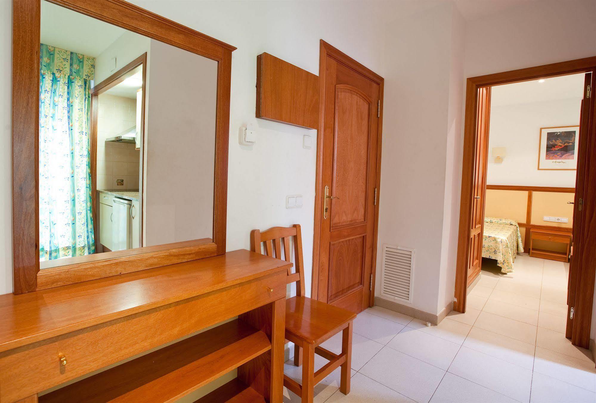 Apartamentos Royal Lloret de Mar Exterior foto